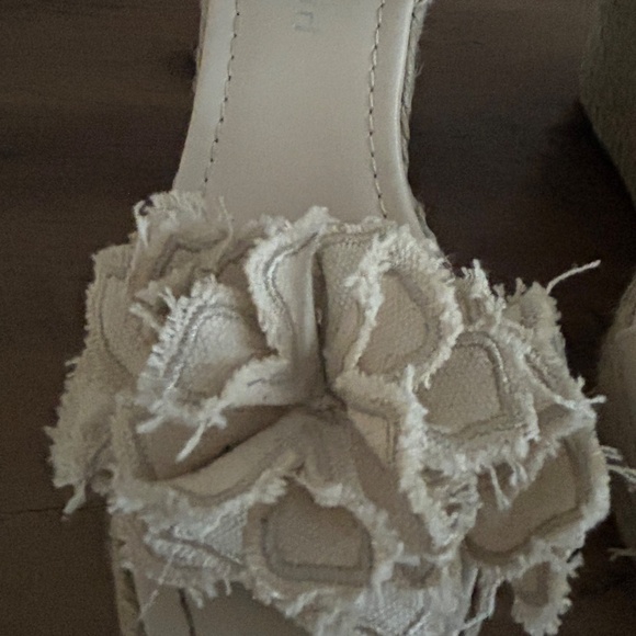 Madden Girl Nala Wedge Sandals - Picture 4 of 8